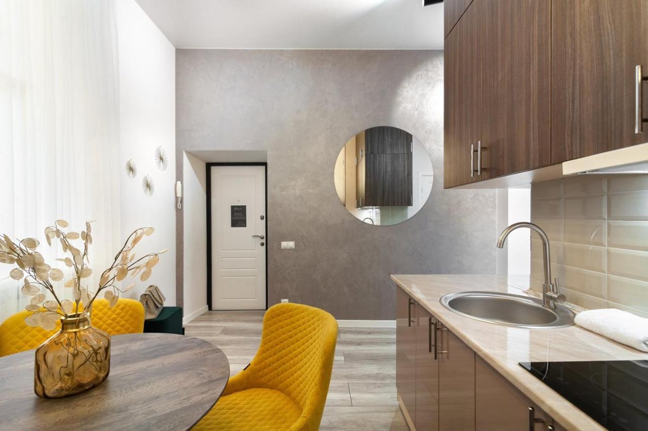 Avangard Franko* Art Apartment 리비프 외부 사진