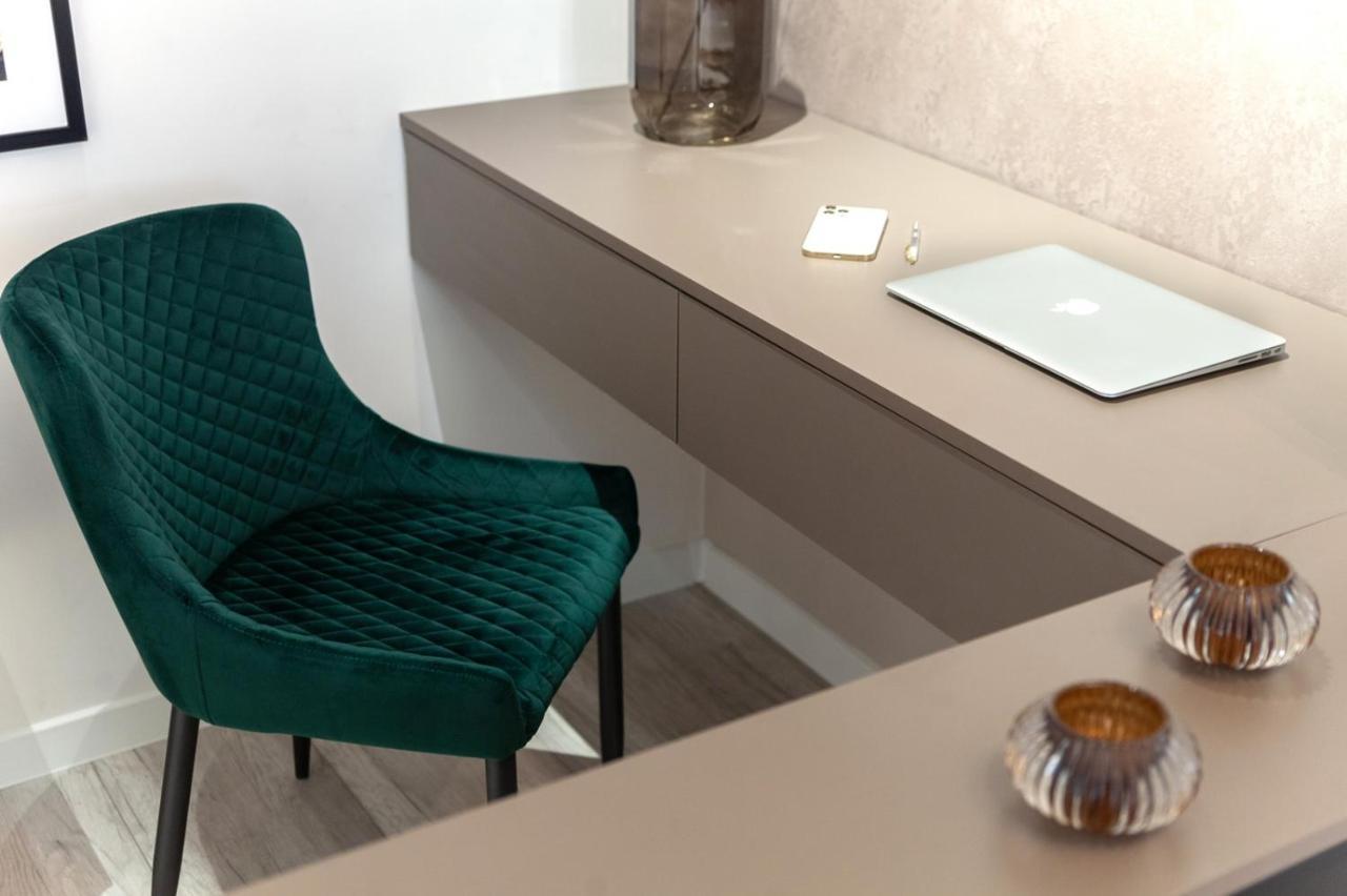 Avangard Franko* Art Apartment 리비프 외부 사진