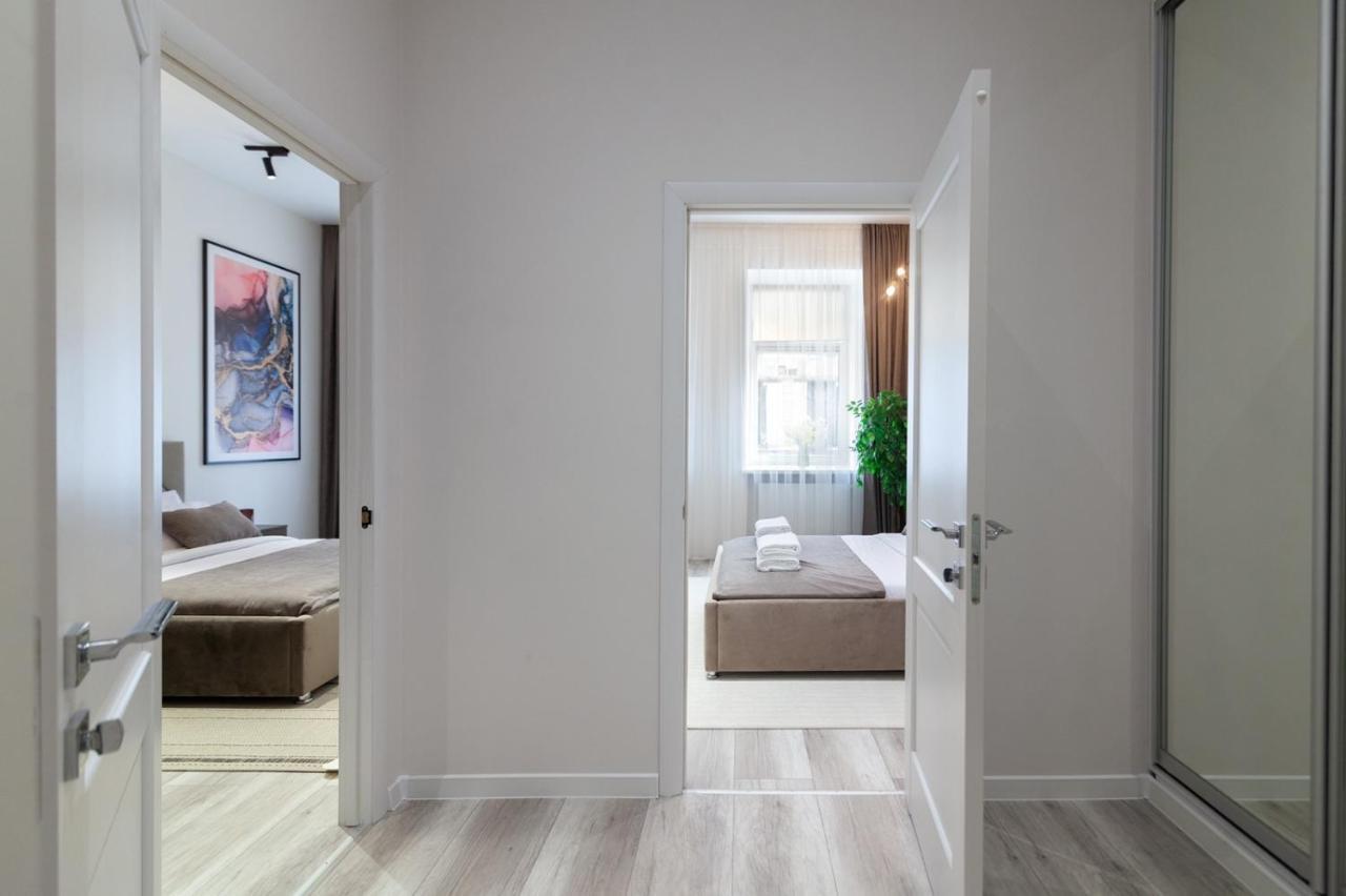 Avangard Franko* Art Apartment 리비프 외부 사진