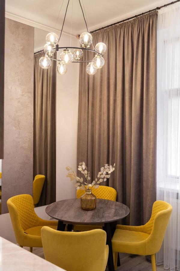 Avangard Franko* Art Apartment 리비프 외부 사진